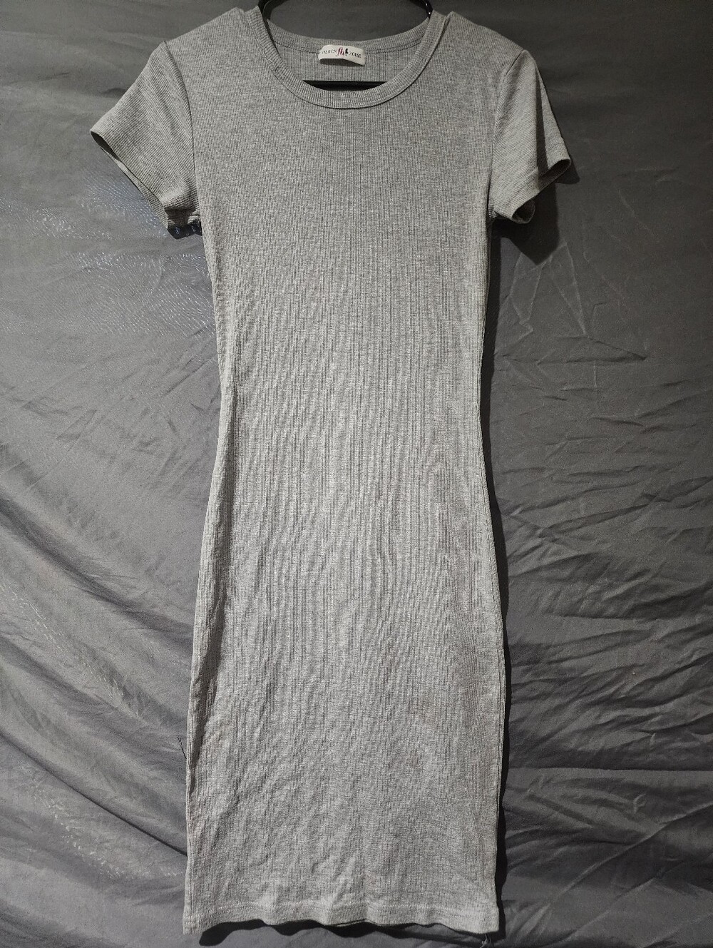 EUC Fashion House Heather Grey Ribbed Short Sleeve Bodycon T-Shirt Midi Dress M
